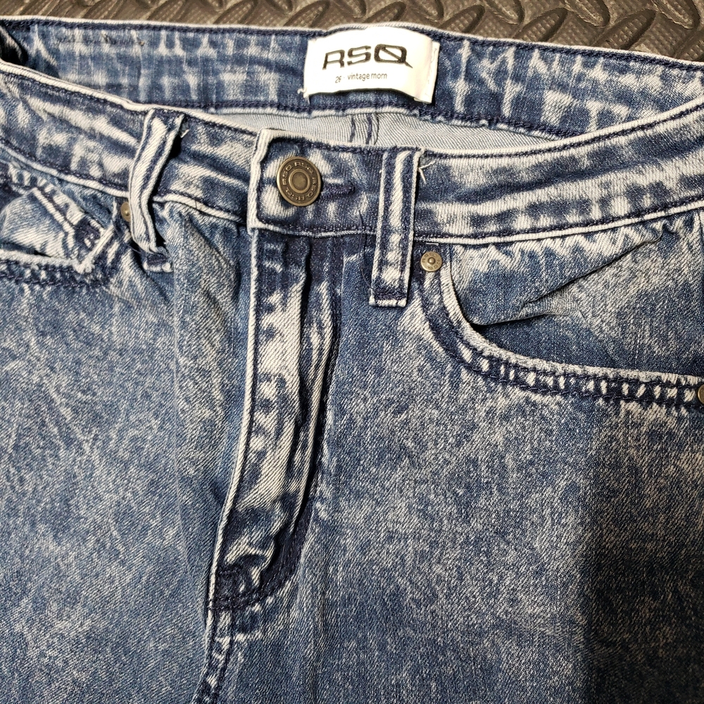 RSQ Vintage mom jeans size 26 light wash distressed high rise jeans - Picture 5 of 7
